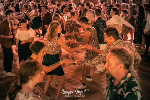 Limoges'Hop #5

Partage libre à des fins non promotionnelles ou commerciales, en créditant l'auteur (@lightexmachina).

© Alexandre - LIGHT EX MACHINA 2023, tous droits réservés.